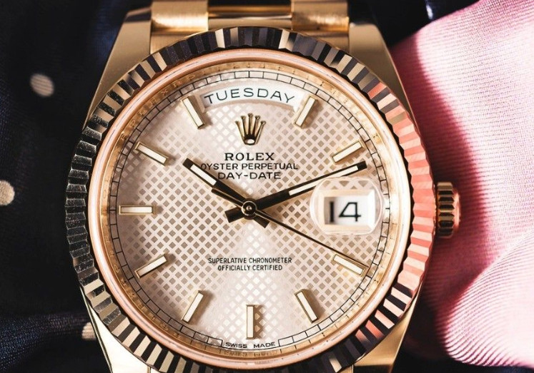 上海浪琴维修中心怎样给手表消磁