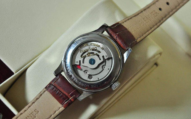 <b>浪琴機械錶偷停的原因有哪些</b>